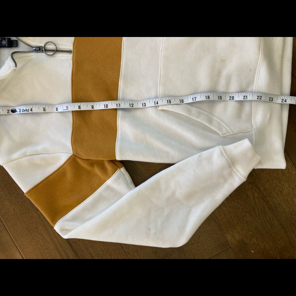 Volcom pullover - Picture 7 of 7